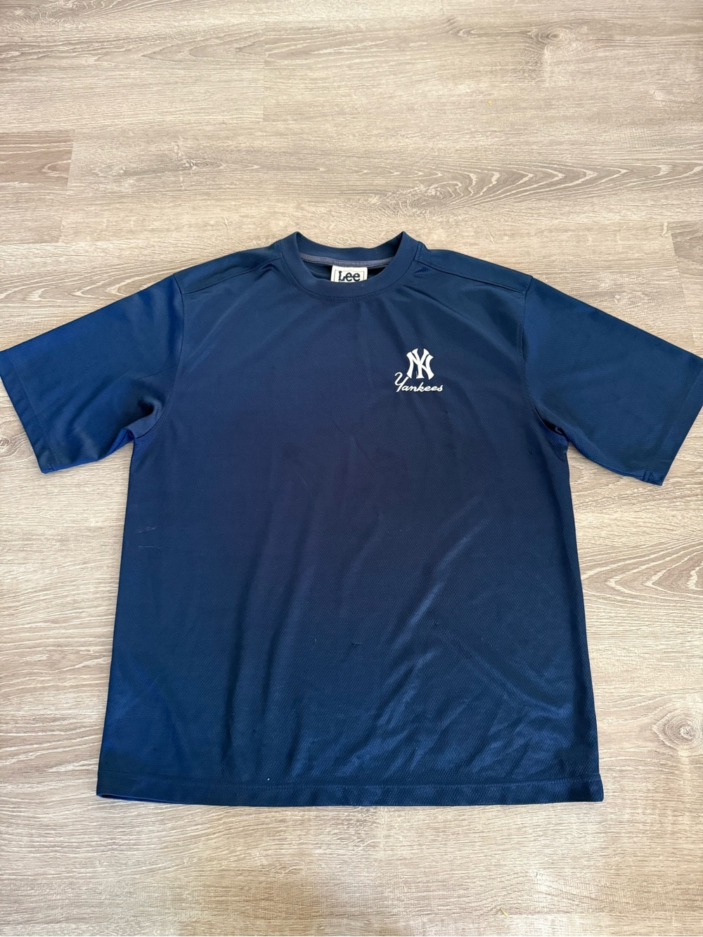 Lee Sport New York Yankee T Shirt Size Large